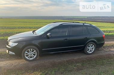 Универсал Skoda Superb 2011 в 