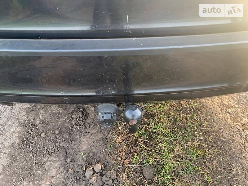 Универсал Skoda Superb 2011 в Петрове