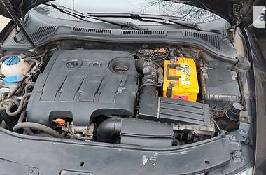Лифтбек Skoda Superb 2012 в 