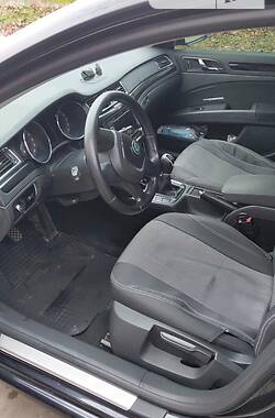 Лифтбек Skoda Superb 2012 в 