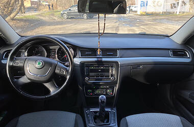 Седан Skoda Superb 2008 в 