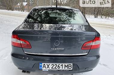 Седан Skoda Superb 2009 в Харкові