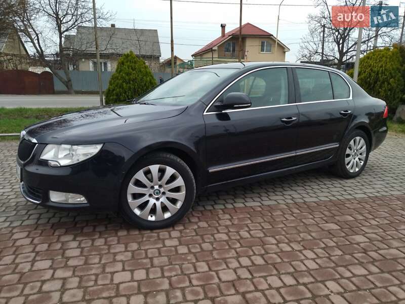 Ліфтбек Skoda Superb 2010 в Ужгороді