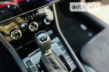 Седан Skoda Superb 2018 в 