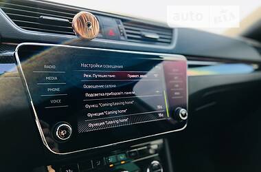 Седан Skoda Superb 2018 в 