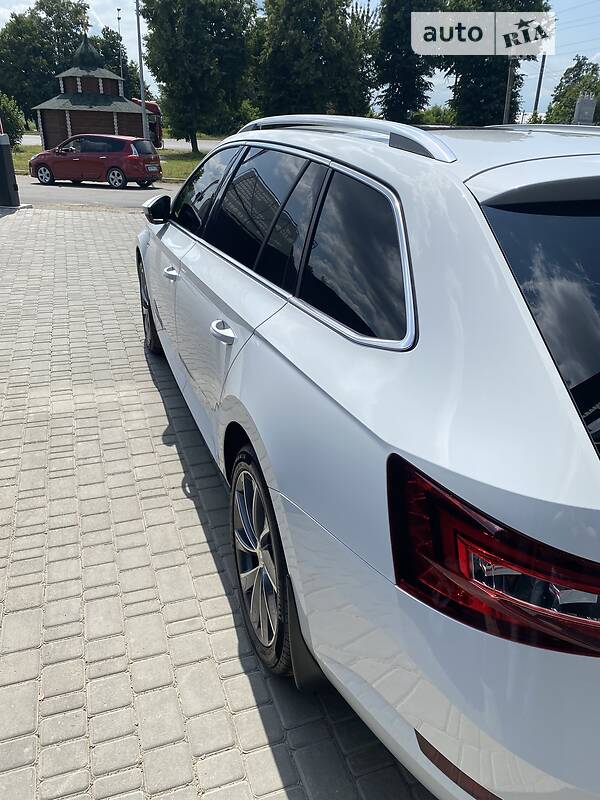 Універсал Skoda Superb 2016 в Вінниці