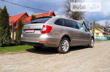 Универсал Skoda Superb 2015 в Луцке