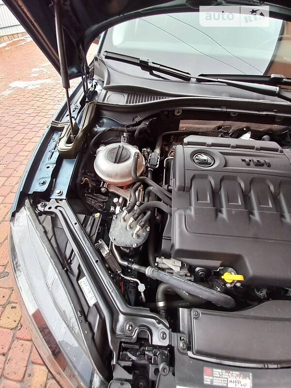 Универсал Skoda Superb 2016 в Хмельницком