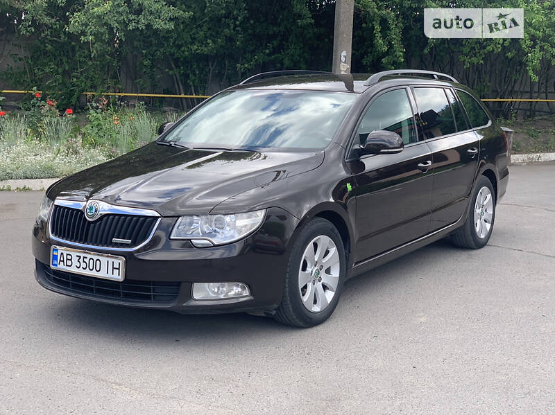 Универсал Skoda Superb 2012 в Виннице