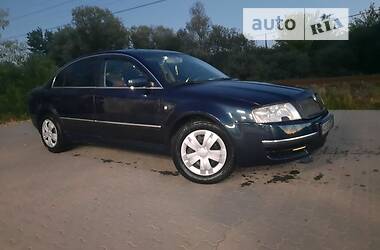 Седан Skoda Superb 2003 в Хусте