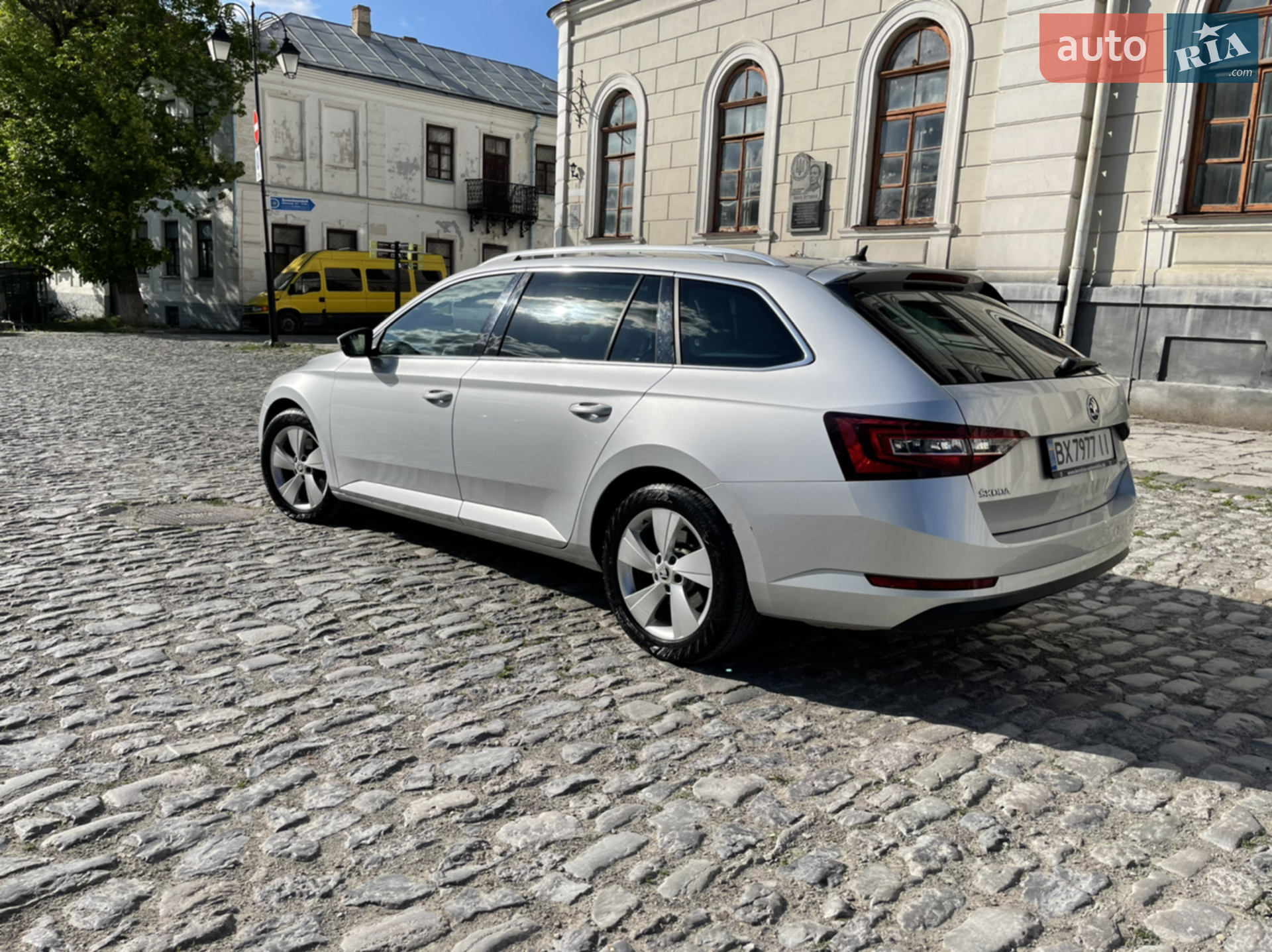 2016 Skoda Superb - мініатюра 8