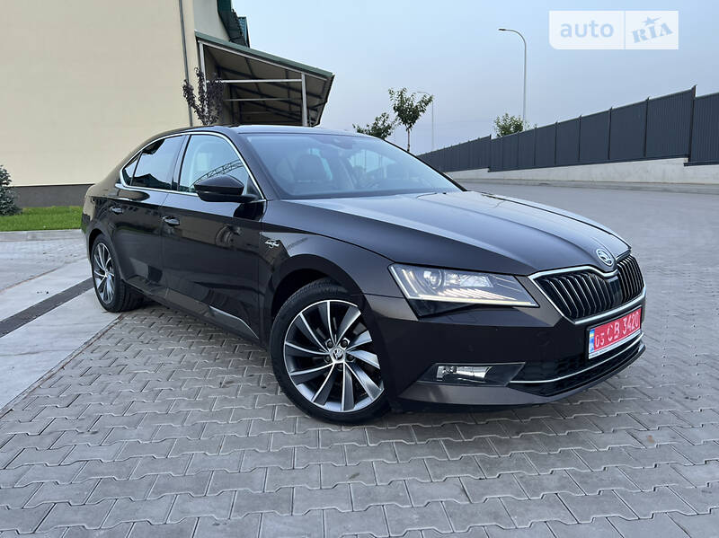 Ліфтбек Skoda Superb 2017 в Луцьку