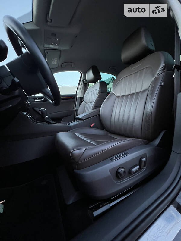 Ліфтбек Skoda Superb 2017 в Луцьку