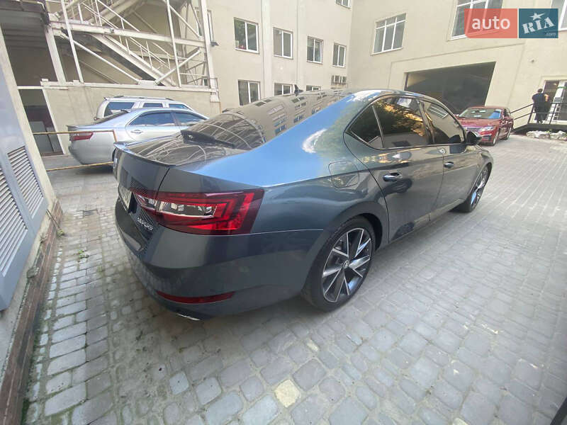 Лифтбек Skoda Superb 2017 в Киеве фото 5 Лифтбек Skoda Superb 2017 в Киеве