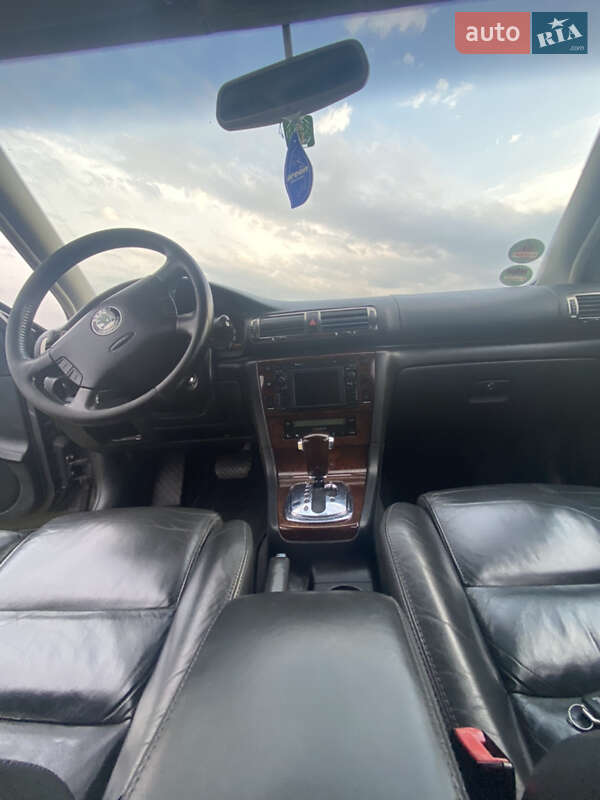 Ліфтбек Skoda Superb 2005 в Надвірній