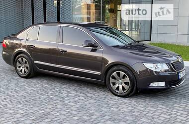 Лифтбек Skoda Superb 2011 в 