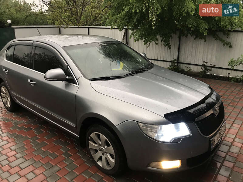 Лифтбек Skoda Superb 2009 в Кременчуге