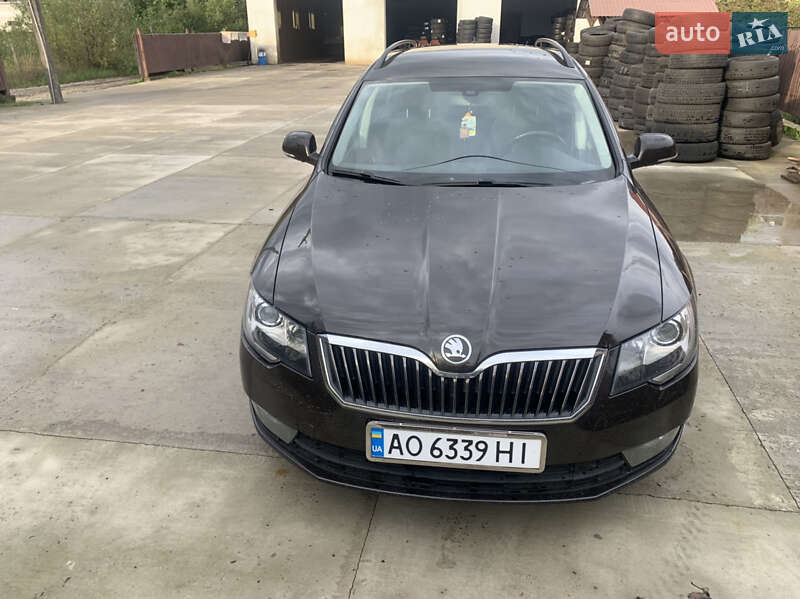 Универсал Skoda Superb 2014 в Хусте