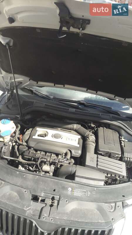 Лифтбек Skoda Superb 2010 в Киеве