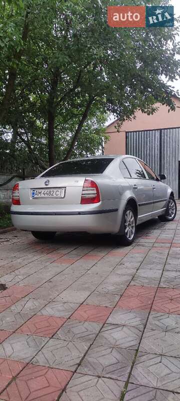 Лифтбек Skoda Superb 2003 в Бердичеве