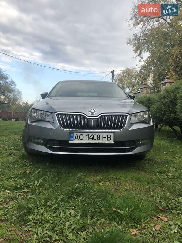 Универсал Skoda Superb 2015 в Тячеве фото 3 Универсал Skoda Superb 2015 в Тячеве