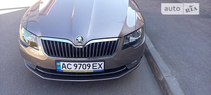 Универсал Skoda Superb 2013 в 