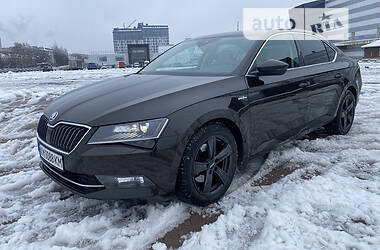 Лифтбек Skoda Superb 2015 в Житомире