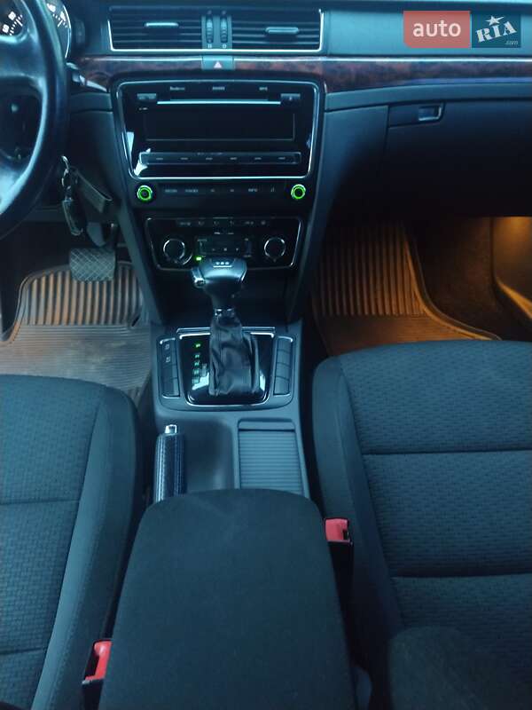 Лифтбек Skoda Superb 2010 в Краматорске