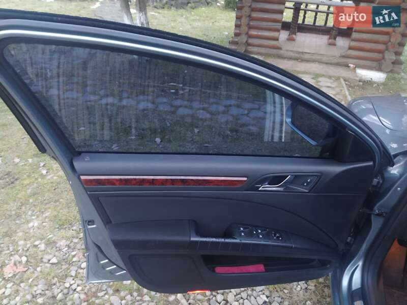 Лифтбек Skoda Superb 2010 в Краматорске