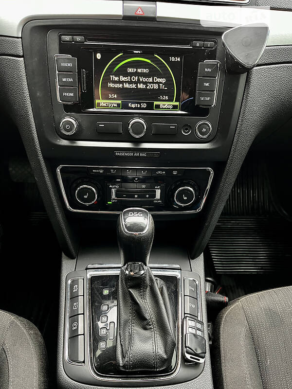 Универсал Skoda Superb 2015 в Долинской