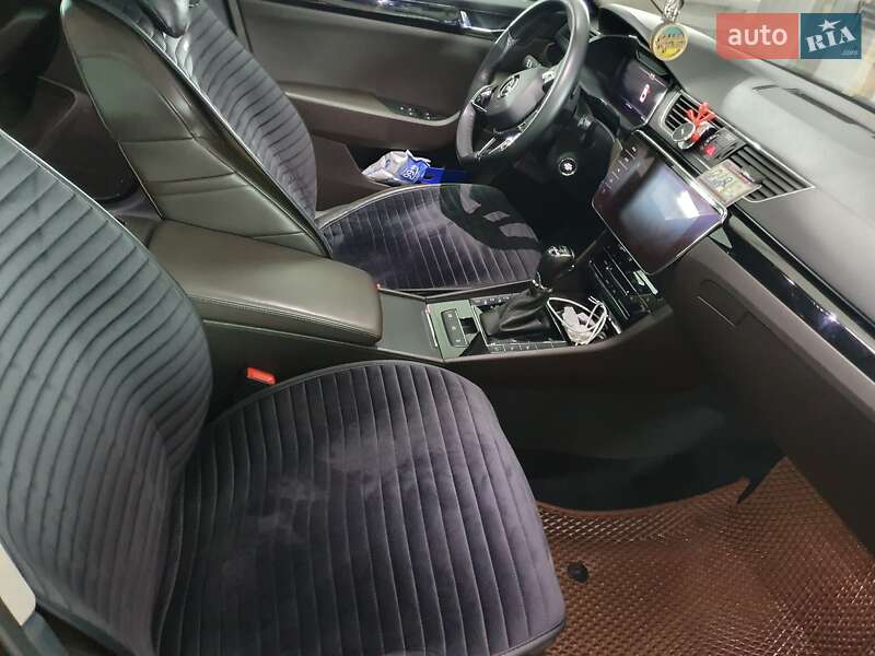 Ліфтбек Skoda Superb 2016 в Луцьку