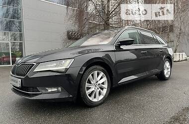 Универсал Skoda Superb 2017 в 