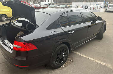 Лифтбек Skoda Superb 2013 в Одессе