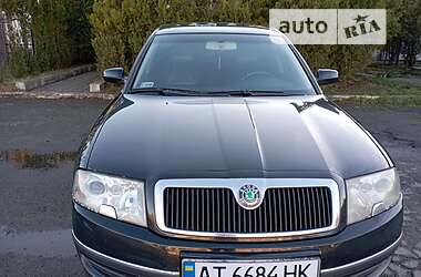 Лифтбек Skoda Superb 2003 в Надворной