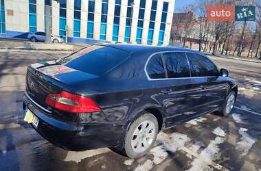 Лифтбек Skoda Superb 2012 в Кривом Роге