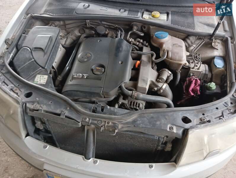 Ліфтбек Skoda Superb 2006 в Ружині