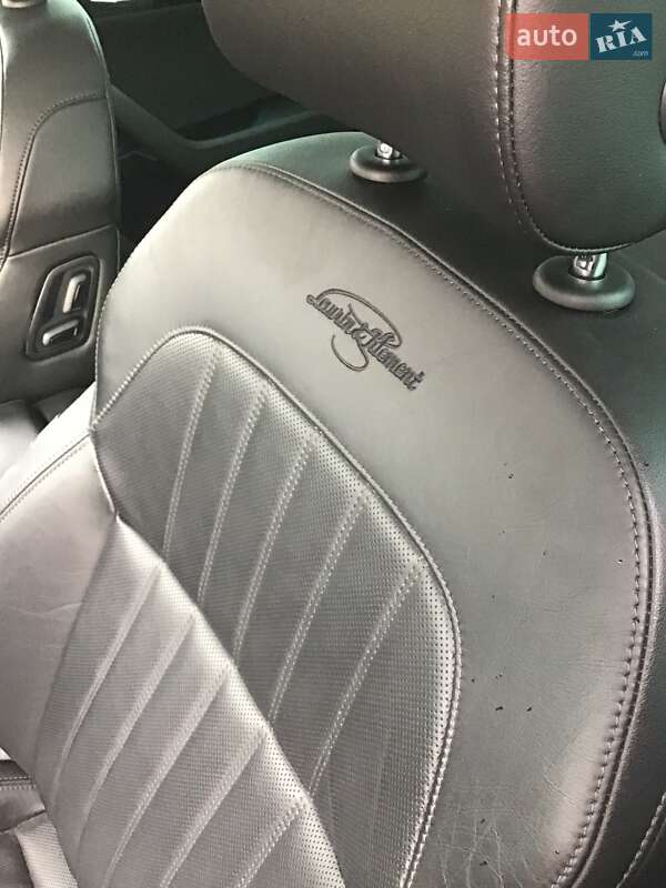 Универсал Skoda Superb 2018 в Бориславе