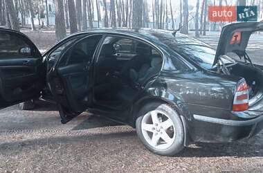 Лифтбек Skoda Superb 2007 в 