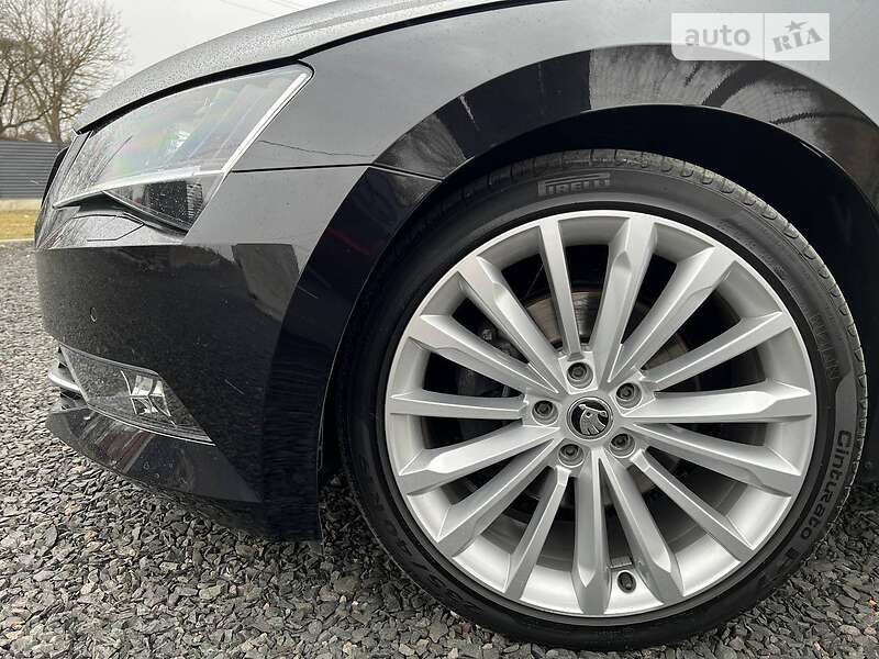 Ліфтбек Skoda Superb 2019 в Луцьку