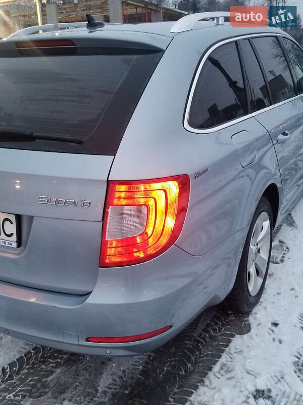 Универсал Skoda Superb 2010 в Тернополе фото 7 Универсал Skoda Superb 2010 в Тернополе