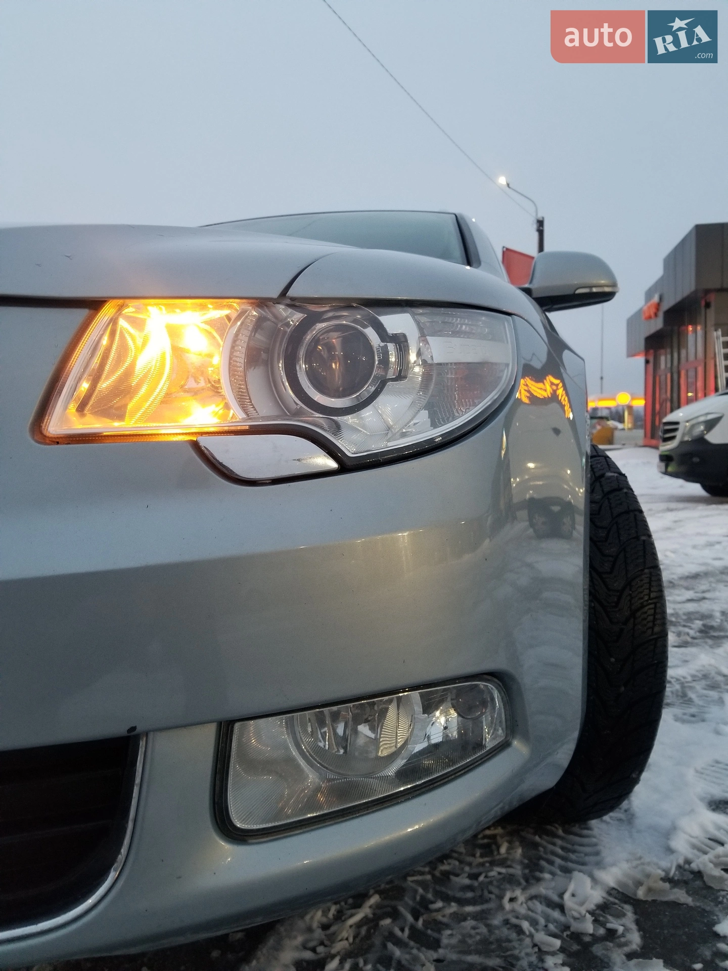 2010 Skoda Superb - мініатюра 10