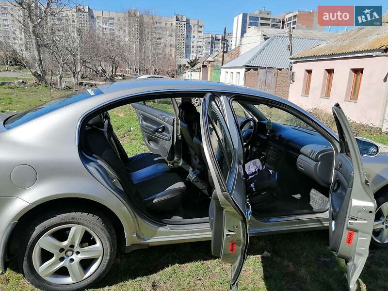 Лифтбек Skoda Superb 2007 в Николаеве