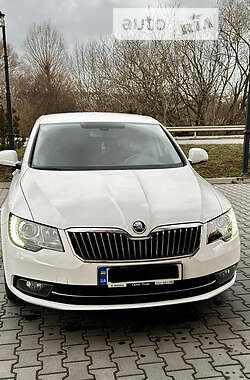 Лифтбек Skoda Superb 2014 в Хмельницком