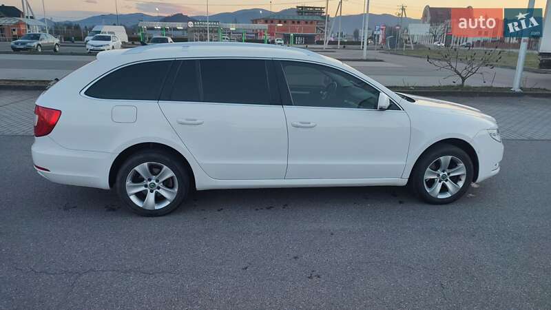 Универсал Skoda Superb 2013 в Хусте