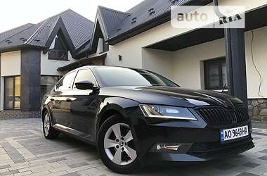 Лифтбек Skoda Superb 2016 в Мукачево