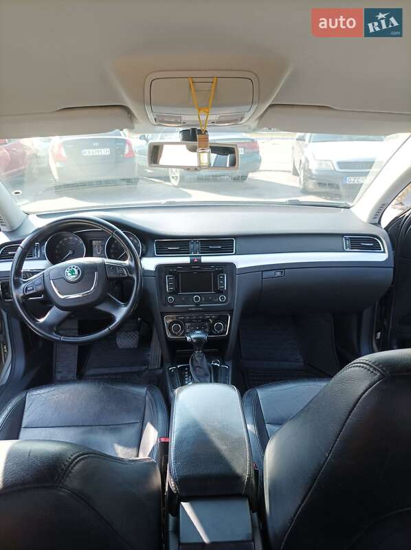 Універсал Skoda Superb 2012 в Києві фото 9 Універсал Skoda Superb 2012 в Києві