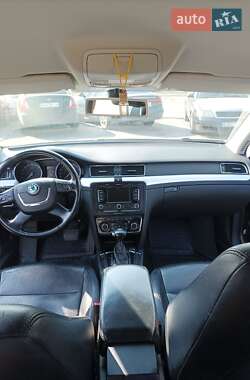 Универсал Skoda Superb 2012 в 
