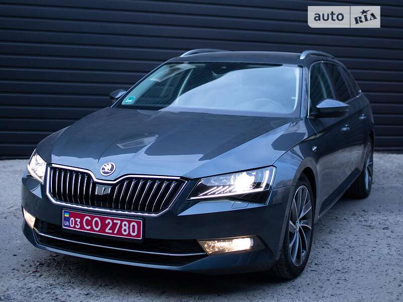 Универсал Skoda Superb 2017 в 