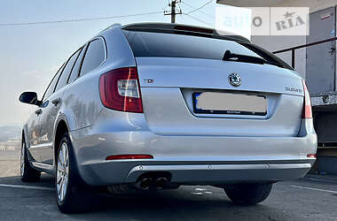 Универсал Skoda Superb 2011 в Дрогобыче