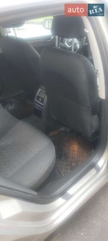 Ліфтбек Skoda Superb 2012 в Черкасах фото 12 Ліфтбек Skoda Superb 2012 в Черкасах